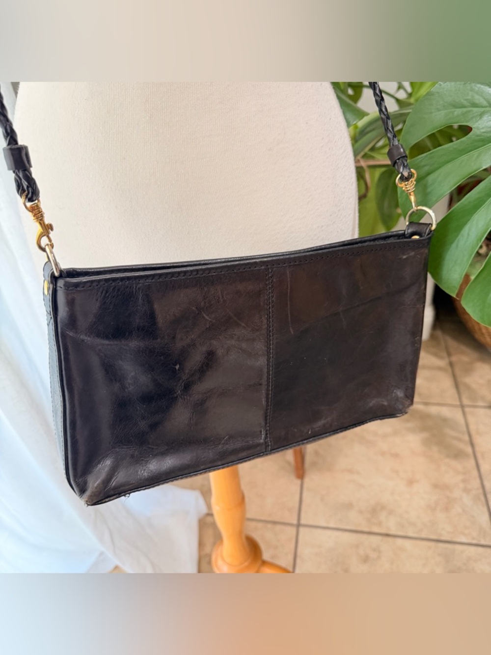 Etienne Aigner Black Woven Leather Shoulder Bag Vintage Gold Logo - Picture 4 of 4